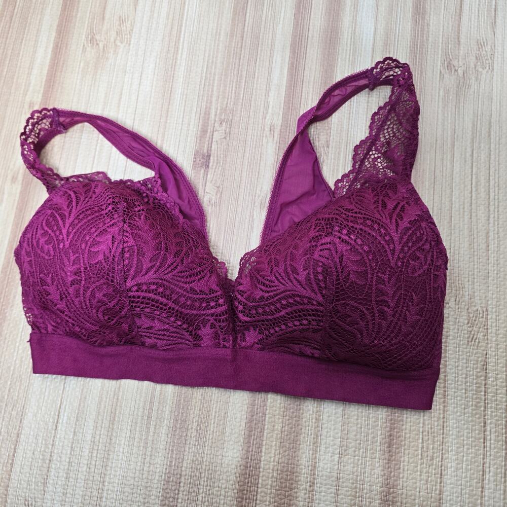 Bali Comfort Revolution Scallop Lace Padded Wine Purple Bralette Bra Size Medium